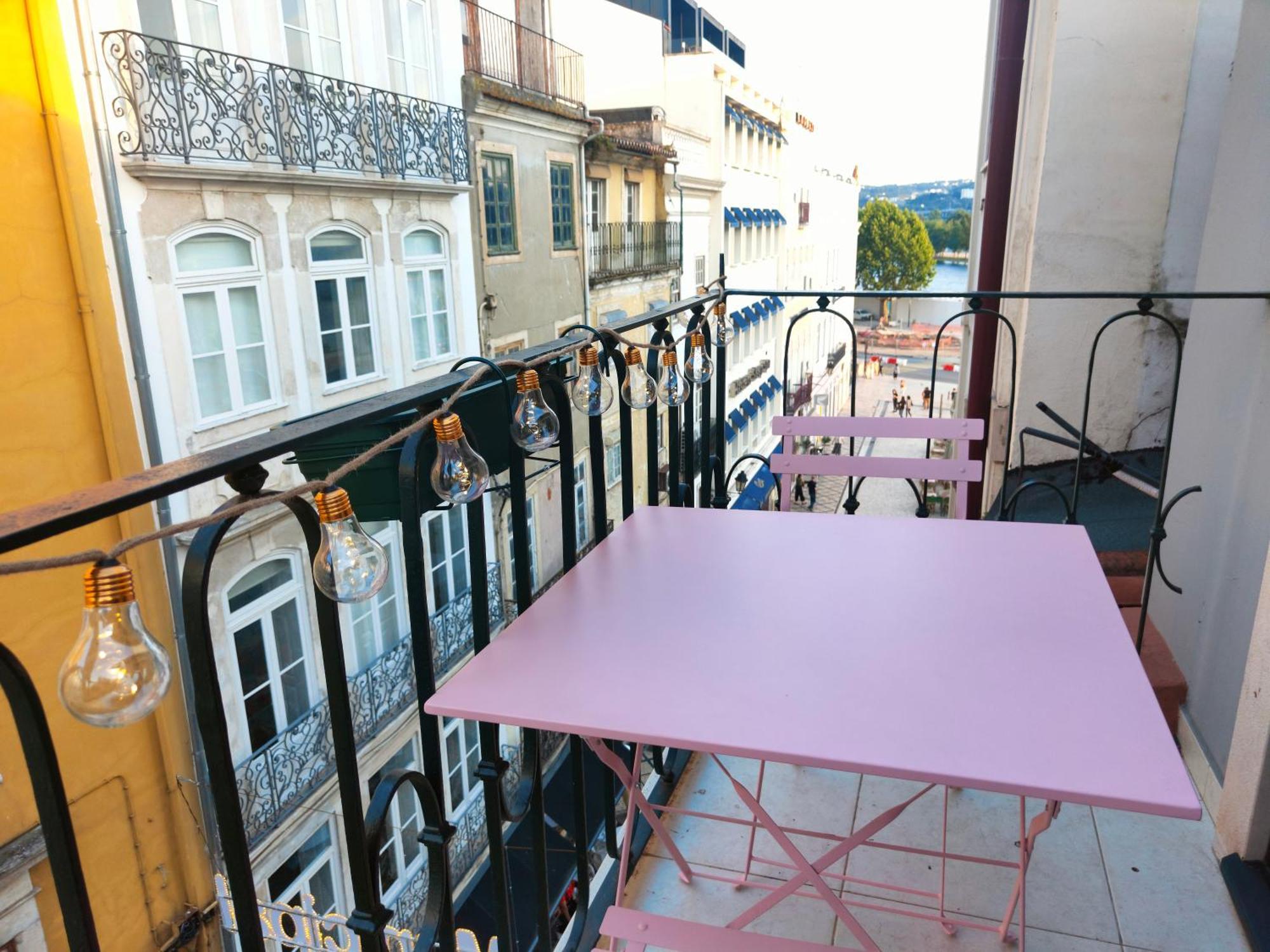 Апартаменты Rose Essence Aparment - Exceptional Balcony Коимбра Экстерьер фото
